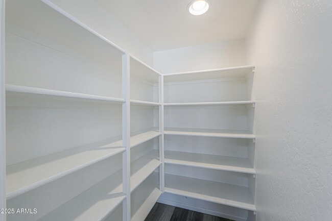 Building Photo - 40402 W Hayden Dr