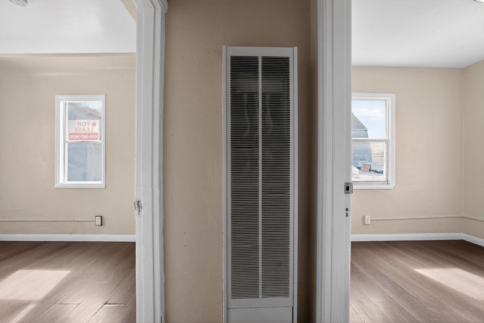 Building Photo - 1157 E 21st St