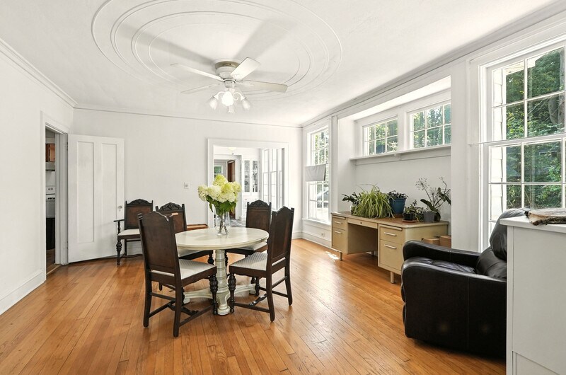 shown furnished - 2341 S Overlook Rd