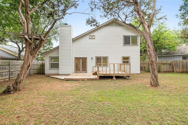Building Photo - 605 Wild Briar Cv