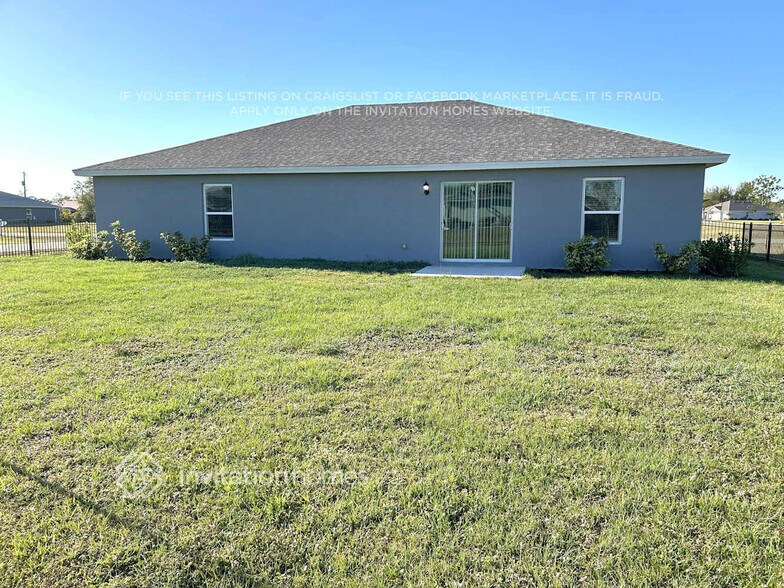 Building Photo - 16090 Overdale Ct