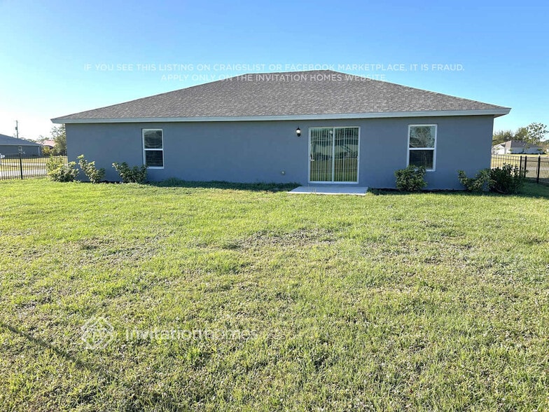 Building Photo - 25483 Doredo Dr