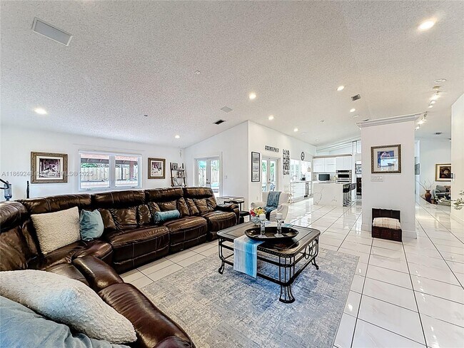 Building Photo - 10462 SW 121st St