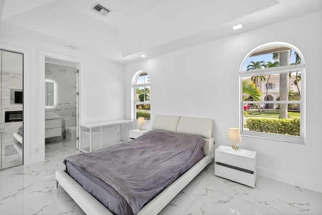 Building Photo - 2673 NW 64th Blvd