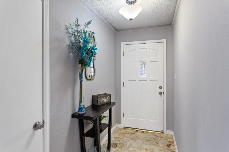 Building Photo - 1209 Randy Dr