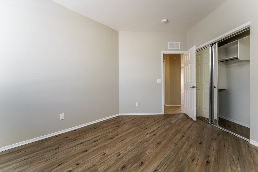 Building Photo - 60639 E Eagle Heights Dr