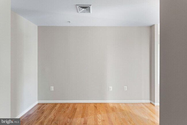 Building Photo - 4480 Market Commons Dr