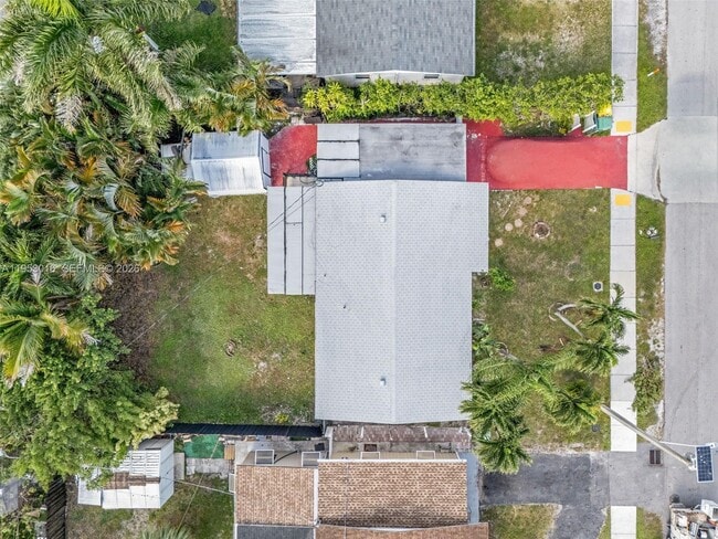 Building Photo - 4917 SW 43rd Terrace