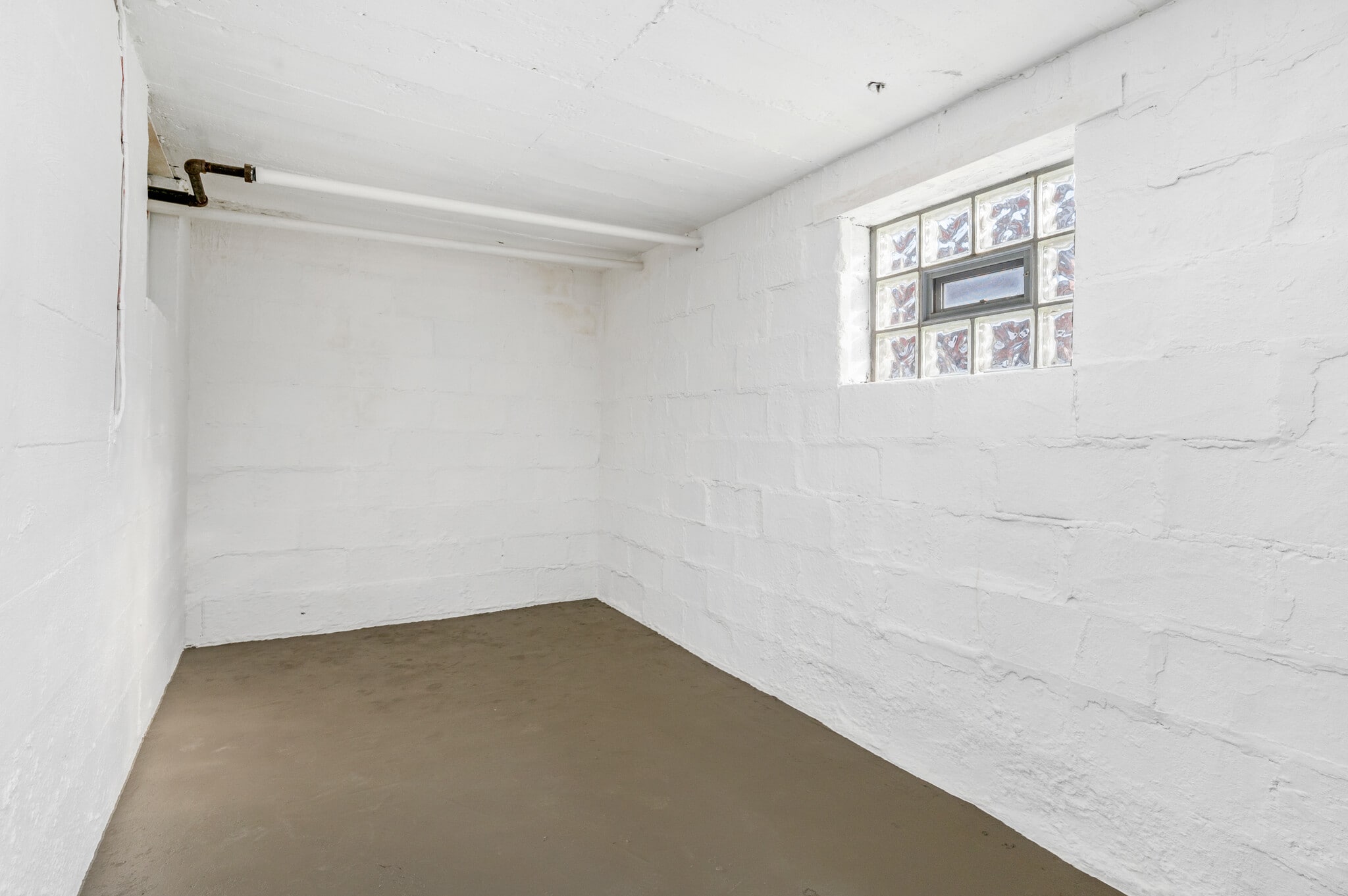 Building Photo - 227 45th St