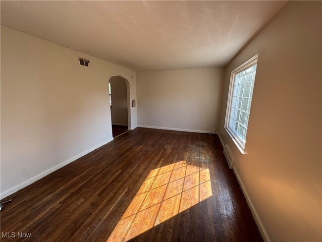 Building Photo - 21371 Priday Ave
