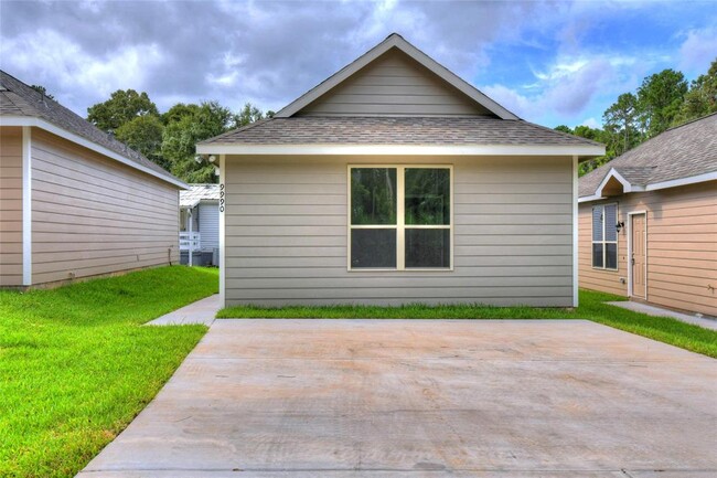 Primary Photo - 12041 NELLWOOD-