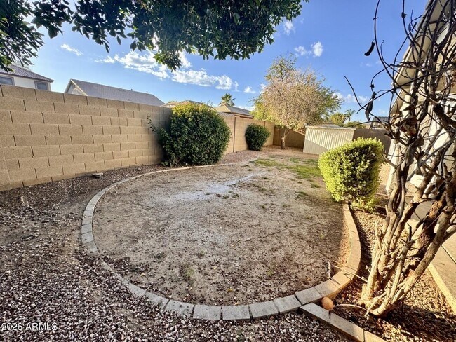 Building Photo - 21303 N 79th Dr
