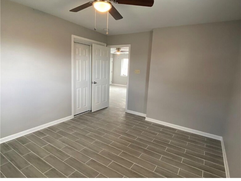 Building Photo - 2814 Pakenham Dr