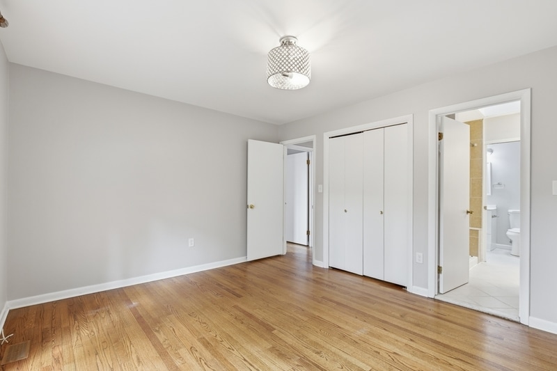 Building Photo - 752 Ticonderoga Ave