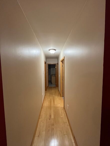 Hallway to Bedrooms / Bathroom - 79 Lawrence Rd