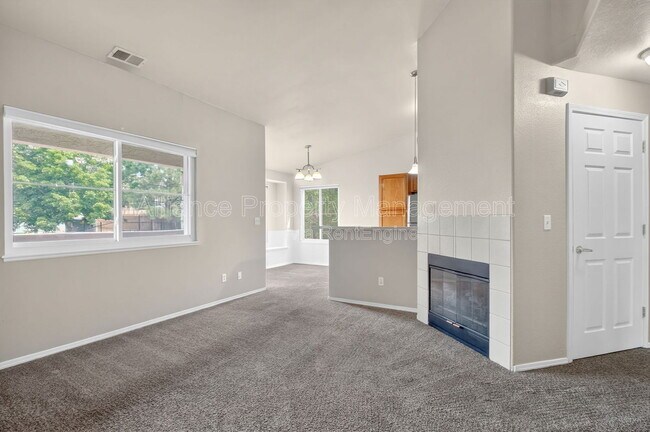 Building Photo - 3890 Strawberry Field Grove