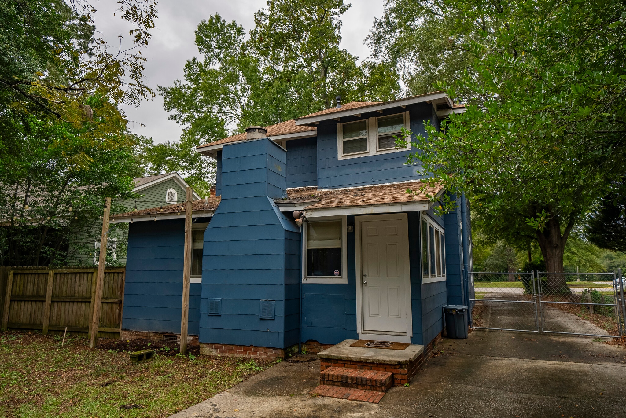 Building Photo - 804 Woodrow St