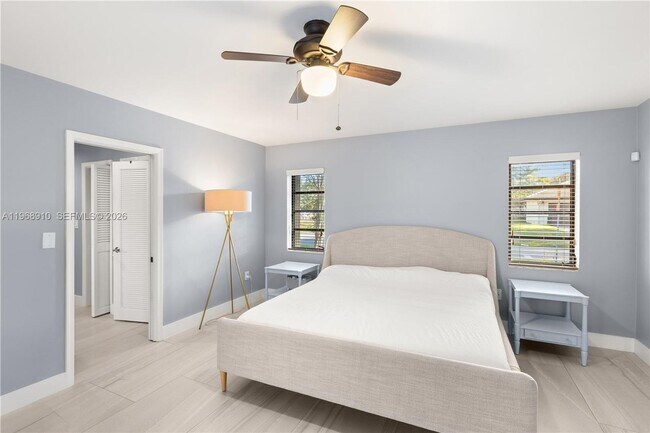 Building Photo - 17341 SW 74th Ave