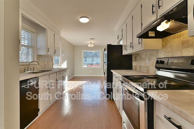 Building Photo - 213 Puller Ct