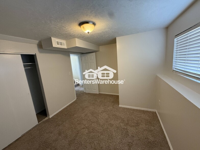 Building Photo - 3826 W Tuscaloosa Way