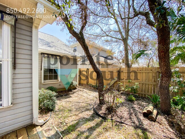 Building Photo - 5917 N Bay Point Dr