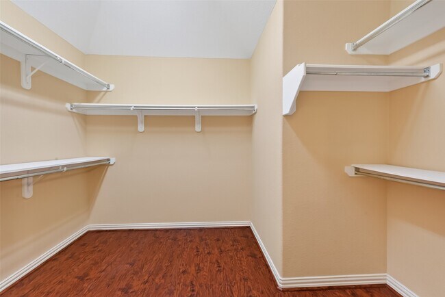 Building Photo - 5115 Field Briar Ln