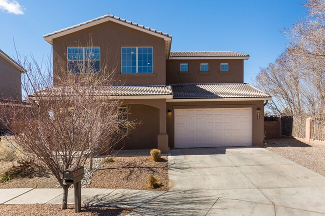 Primary Photo - Newer Home In Santa Fe