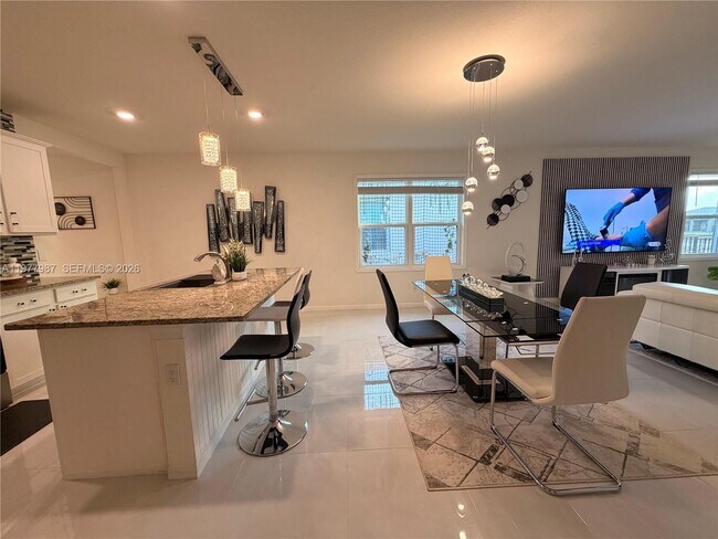 Building Photo - 12422 Rimini Wy