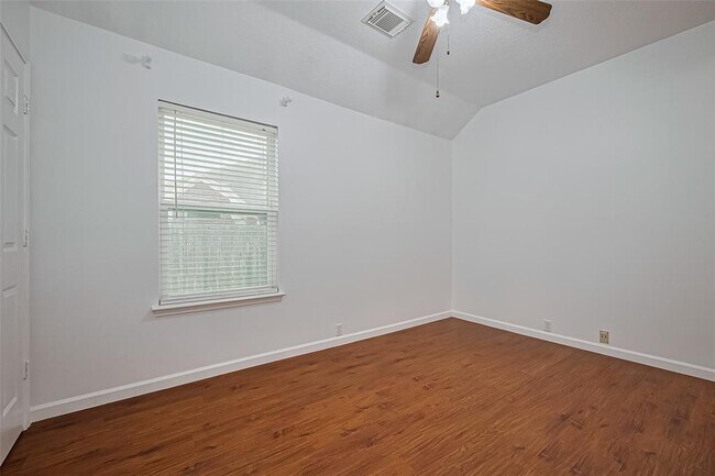 Building Photo - 11042 Sentry Ct