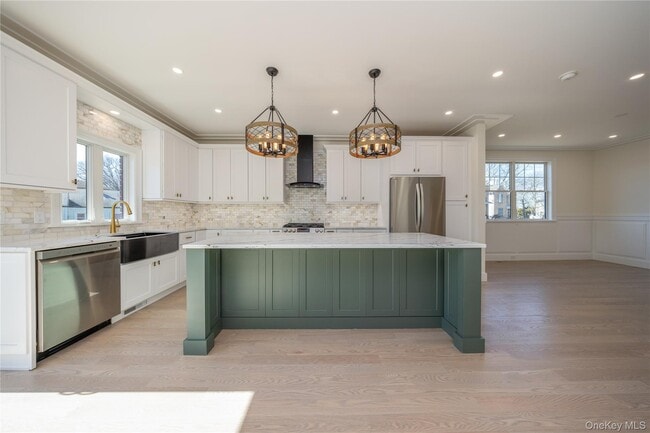 Building Photo - 7 Victoria Ln