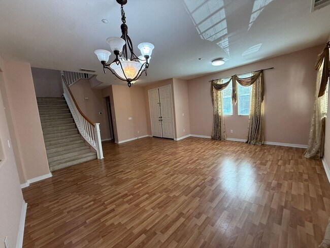 Building Photo - 17023 Ralphs Ranch Rd
