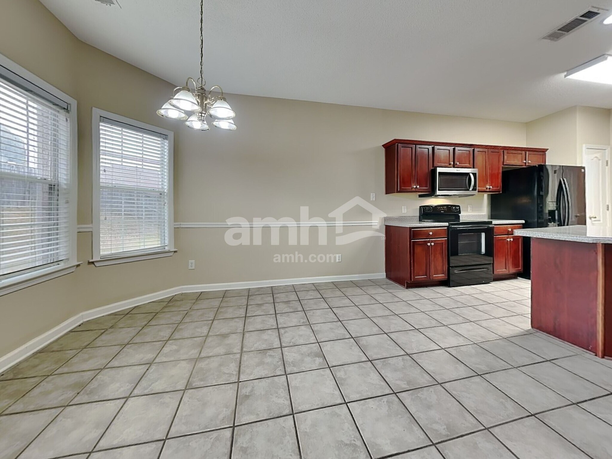 Building Photo - 10162 Lynham Dr