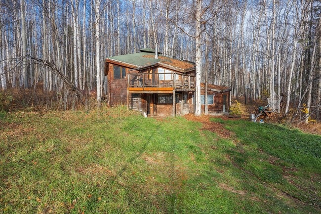 Building Photo - Cozy 2 Bedroom, 1 Bath, With a great Location!