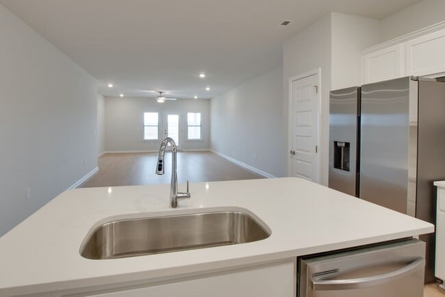 Building Photo - 169 Protestant Dr