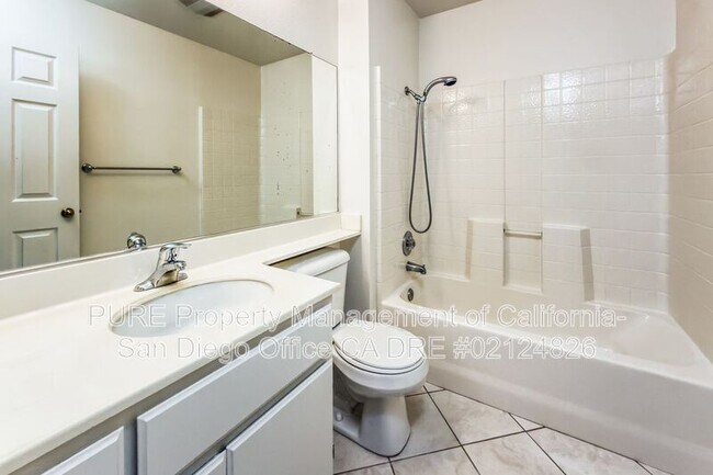 Building Photo - 31977 Arlington Cir