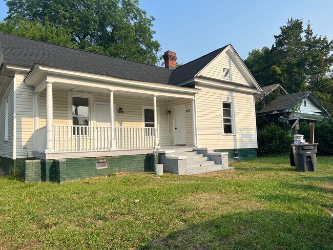 Building Photo - Clark1314-1316
