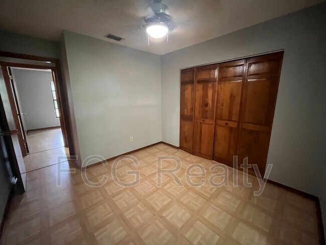 Building Photo - 3701 Martin St