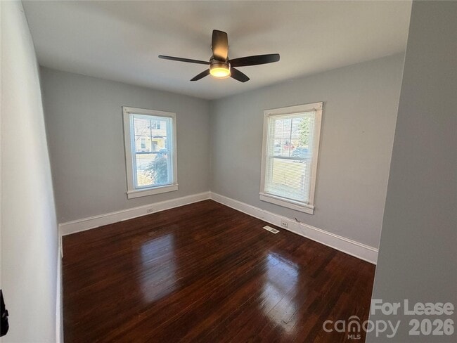 Building Photo - 1500 Allen St