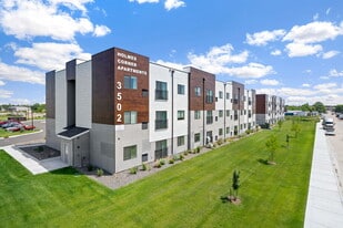 Building Photo - Holmes Corner Apartments
