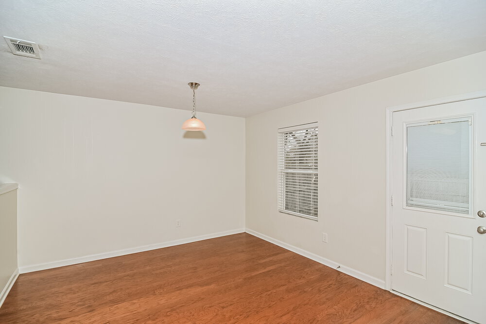 Building Photo - 2716 Miranda Dr