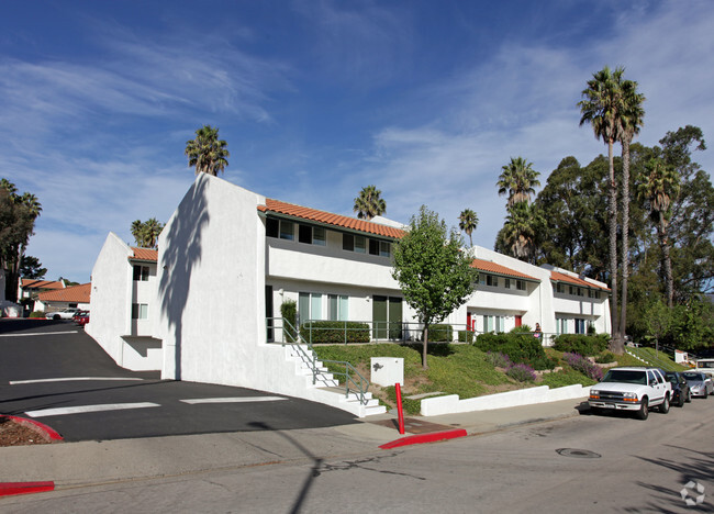 Building Photo - Valencia Apartments