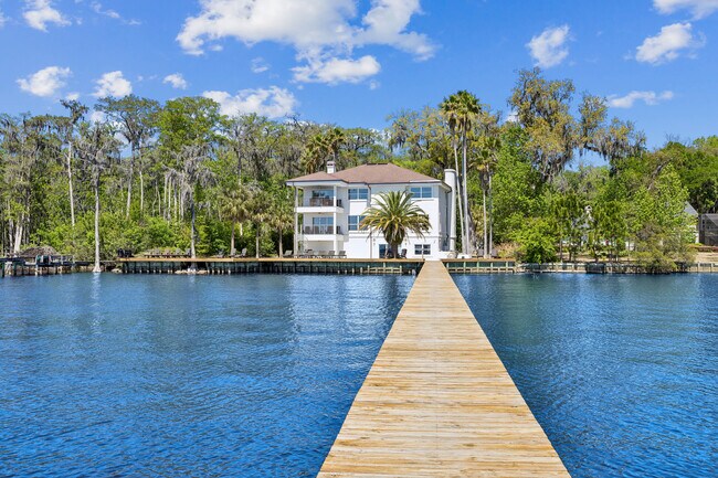 Building Photo - 14030 Mandarin Oaks Ln