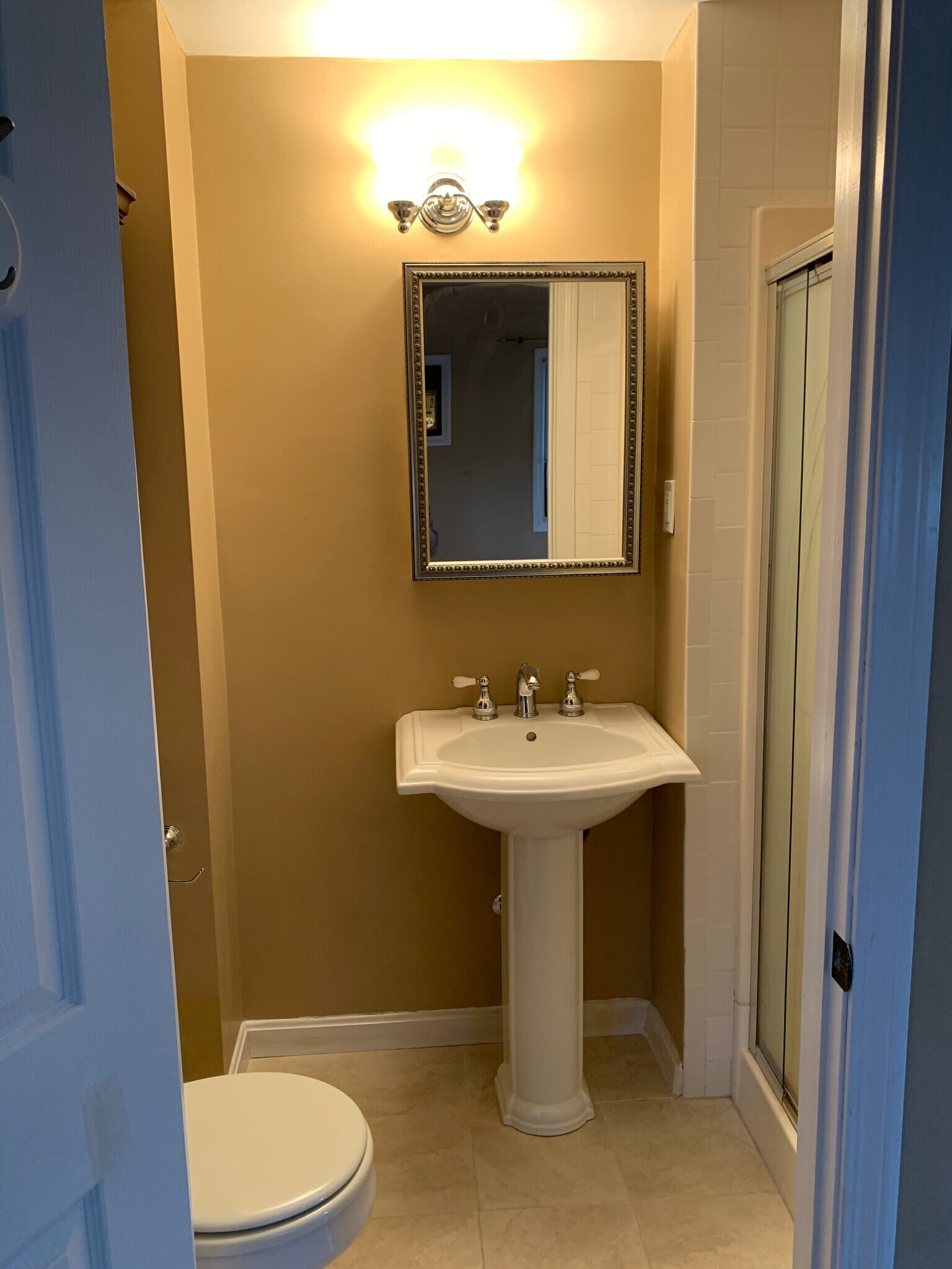 Building Photo - 6 Eliot St