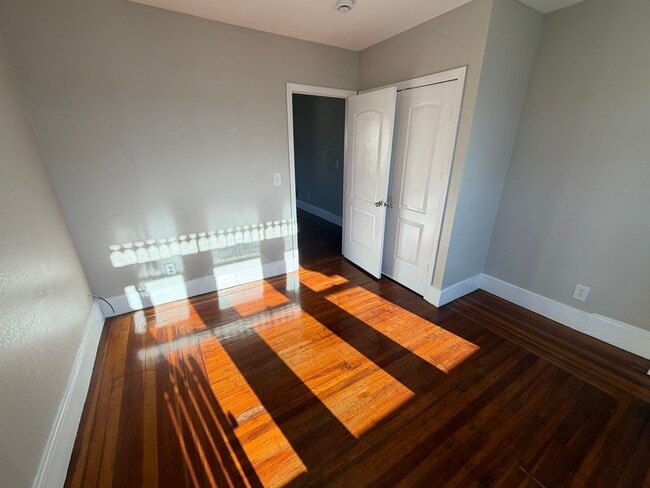 Building Photo - 242-244 Orange Street