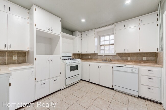 Building Photo - 3 br, 2 bath House - 1915 NW 28th Street