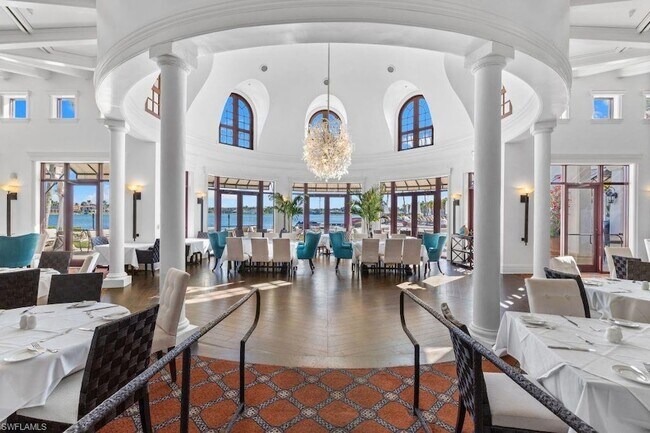 Building Photo - 10040 Valiant Ct