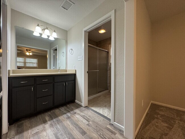 Building Photo - 3006 59th St