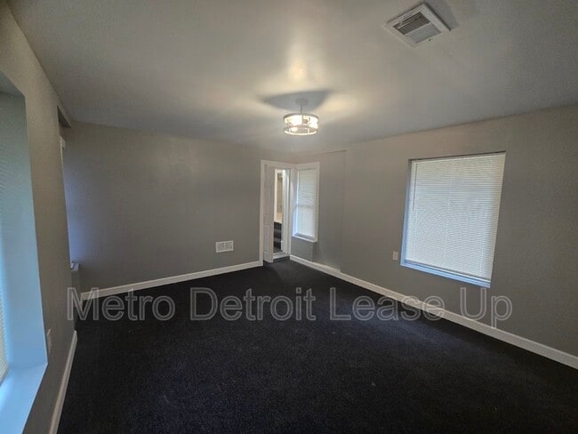 Building Photo - 16433 Manning St