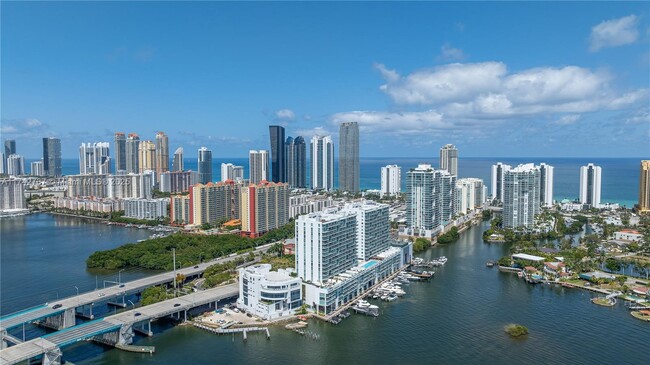 Building Photo - 300 Sunny Isles Blvd