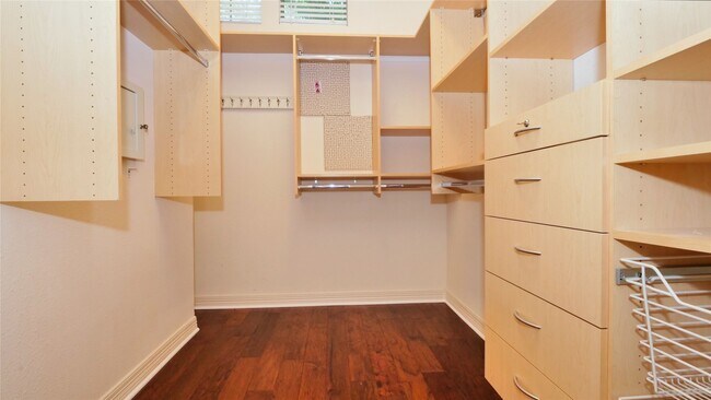 Building Photo - 7803 Courtney Manor Ln